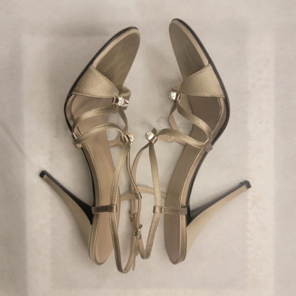 GUCCI WOMEN'S SANDALS SHOES,  9US SIZE - Picture 12 of 16